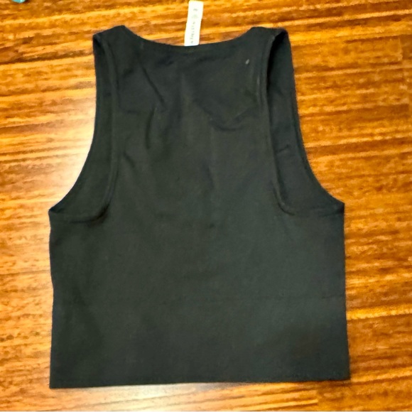 Women's Athleta Aurora Black Seamless Crop Rib Sz XS Tank Top EUC - Picture 3 of 3